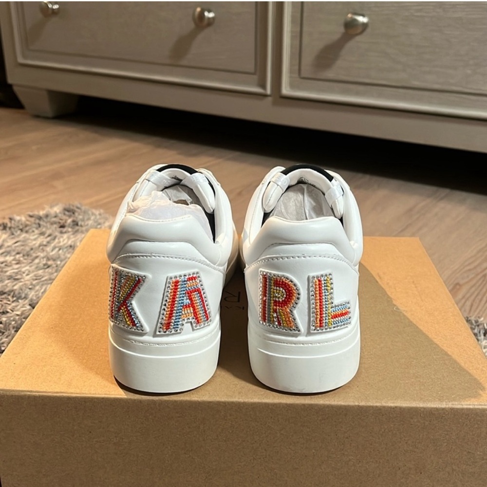KARL LAGERFELD LACE UP SNEAKERS - NEW